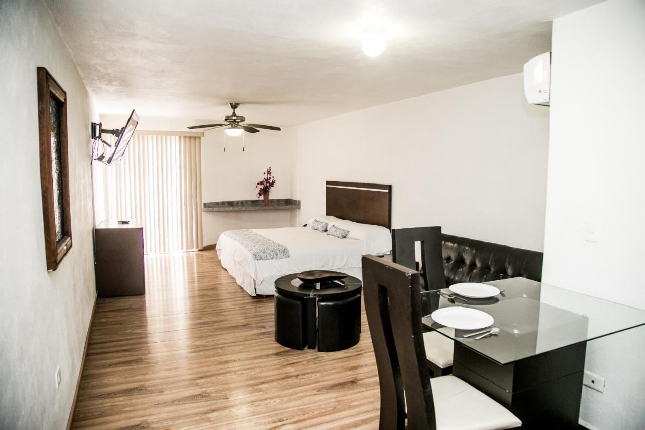 Booking Dioh Μοντερέι Εξωτερικό φωτογραφία